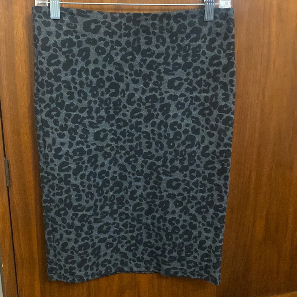 Animal print pencil skirt
